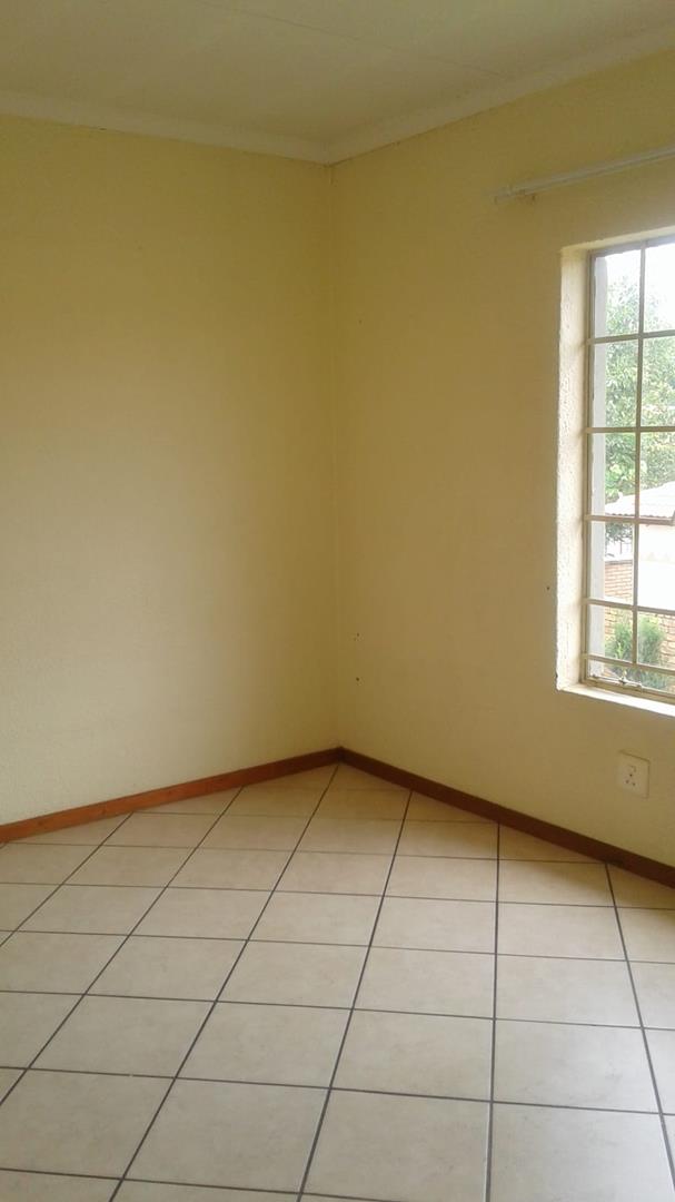 2 Bedroom Property for Sale in Willow Park Manor Gauteng