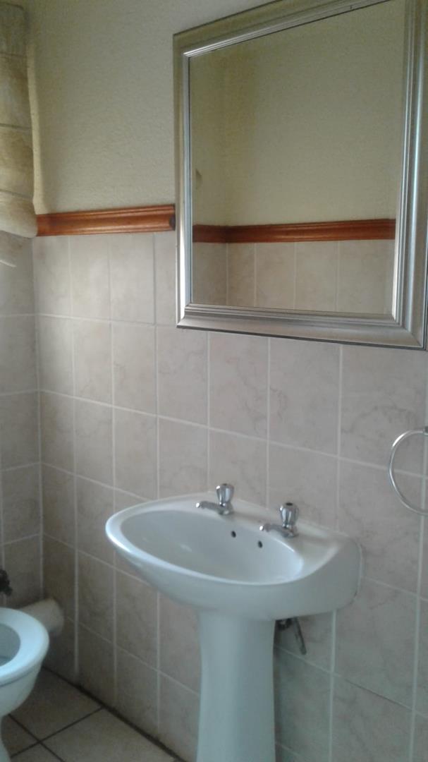 2 Bedroom Property for Sale in Willow Park Manor Gauteng