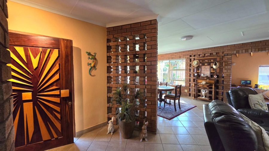 4 Bedroom Property for Sale in Magalieskruin Gauteng