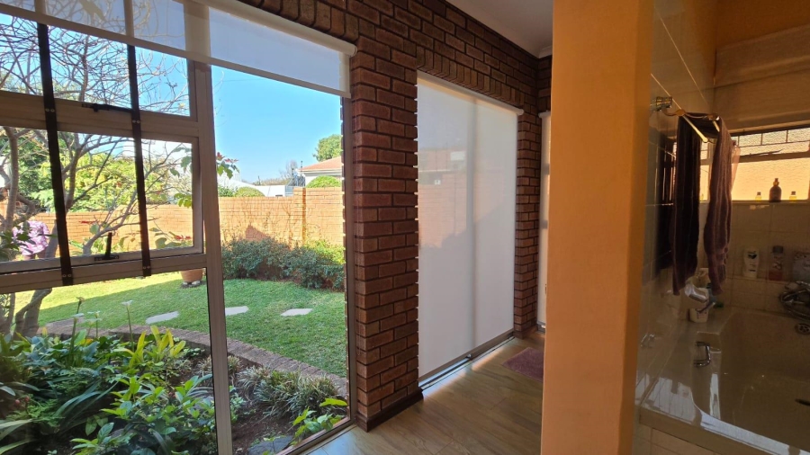 4 Bedroom Property for Sale in Magalieskruin Gauteng