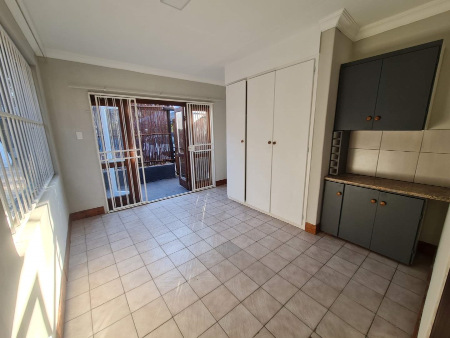 To Let 1 Bedroom Property for Rent in Villieria Gauteng