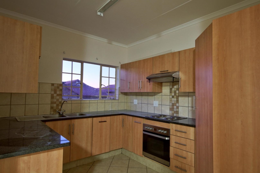 To Let 2 Bedroom Property for Rent in Elardus Park Gauteng