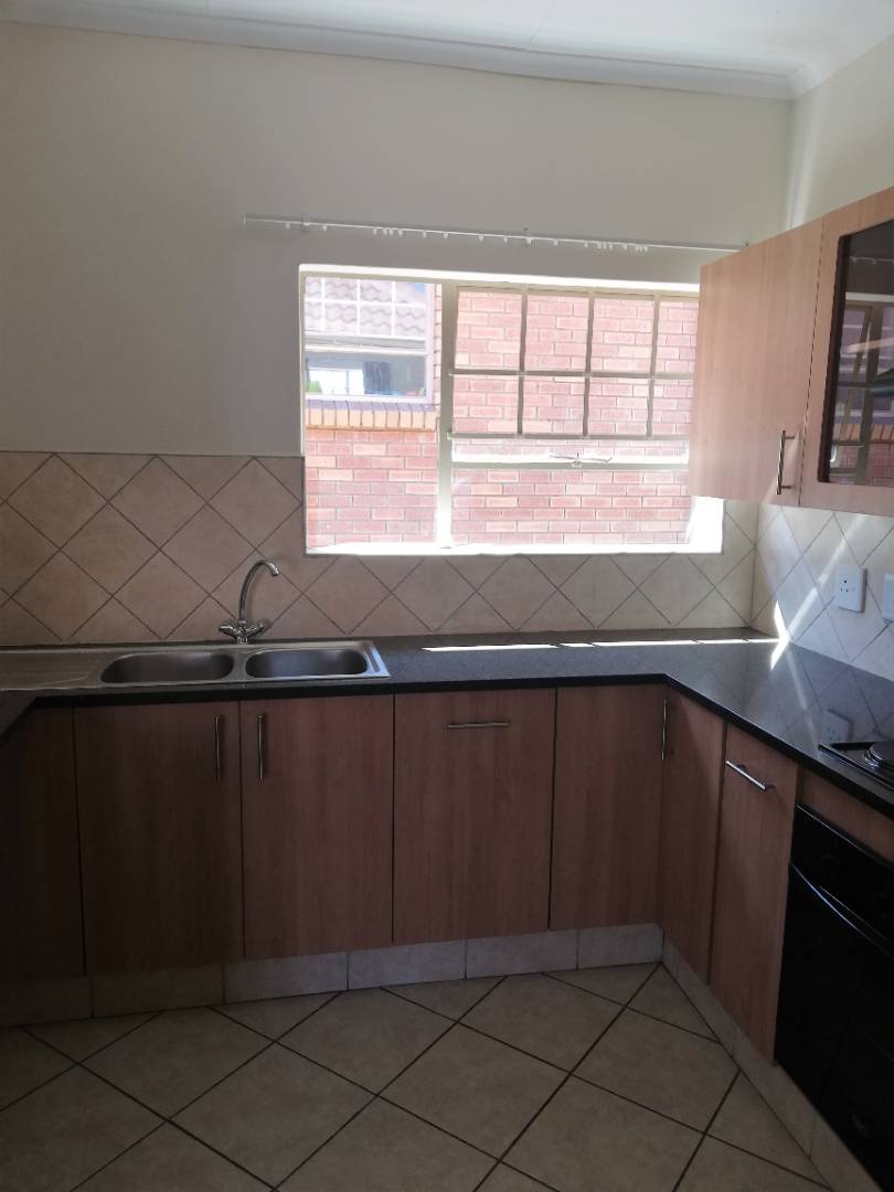 To Let 2 Bedroom Property for Rent in Elardus Park Gauteng