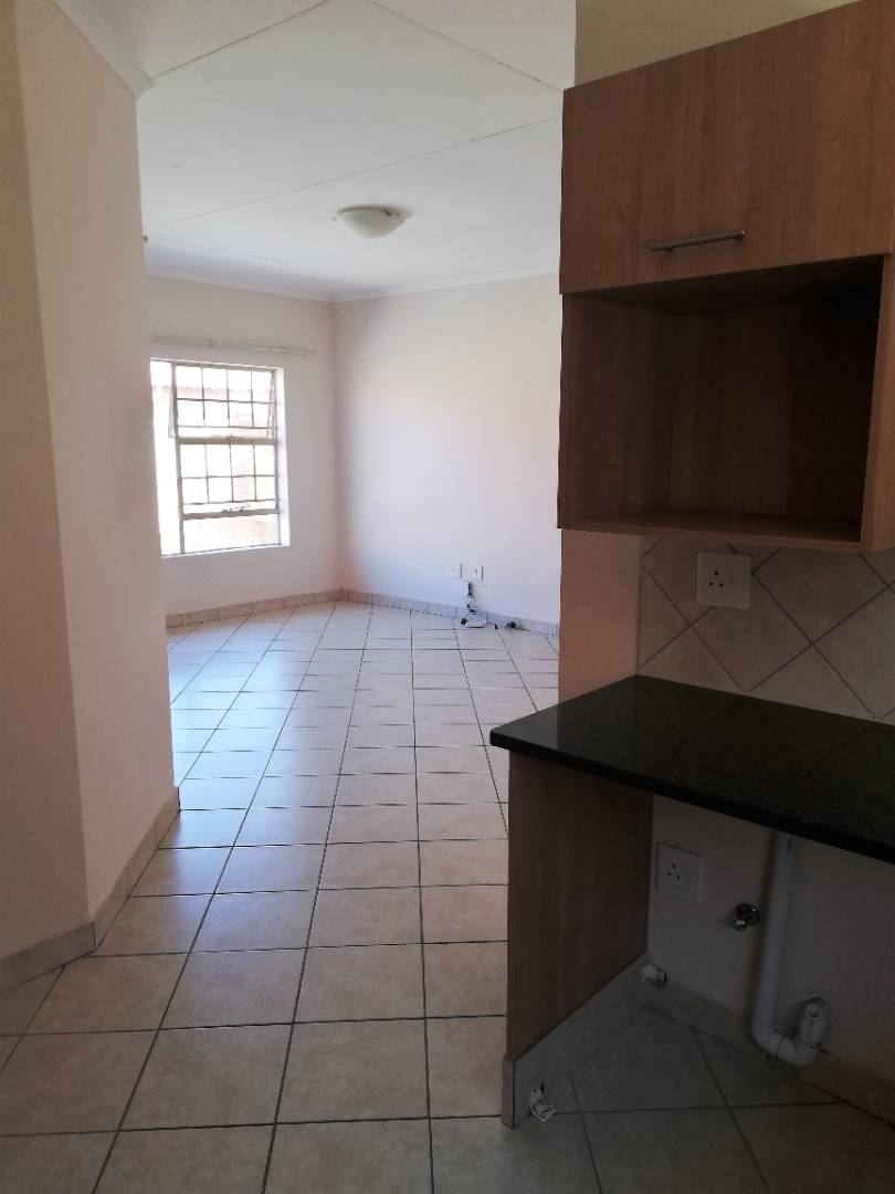 To Let 2 Bedroom Property for Rent in Elardus Park Gauteng