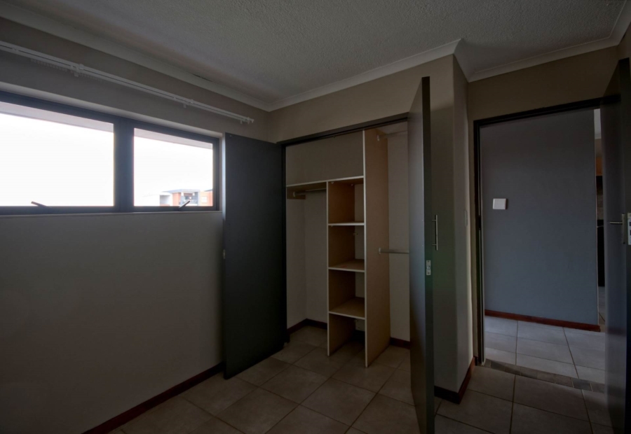 To Let 2 Bedroom Property for Rent in Highveld Gauteng