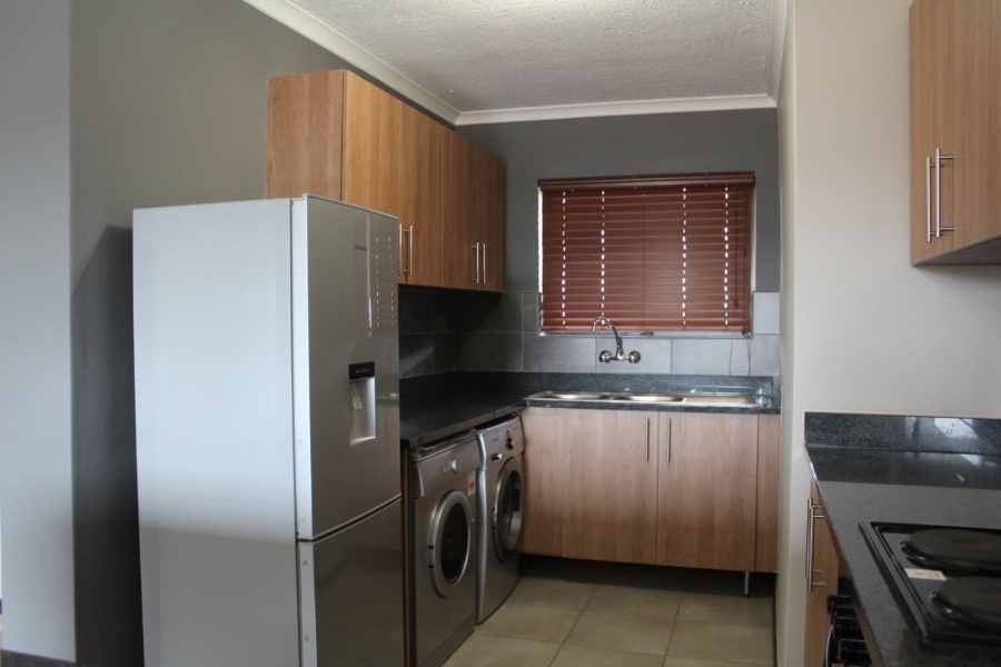 To Let 2 Bedroom Property for Rent in Highveld Gauteng