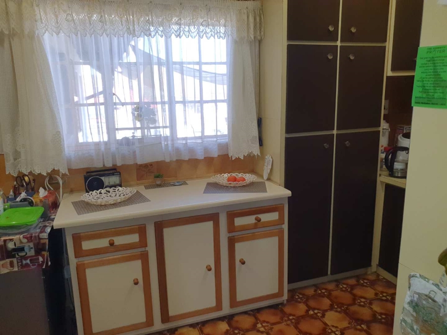 3 Bedroom Property for Sale in Linmeyer Gauteng