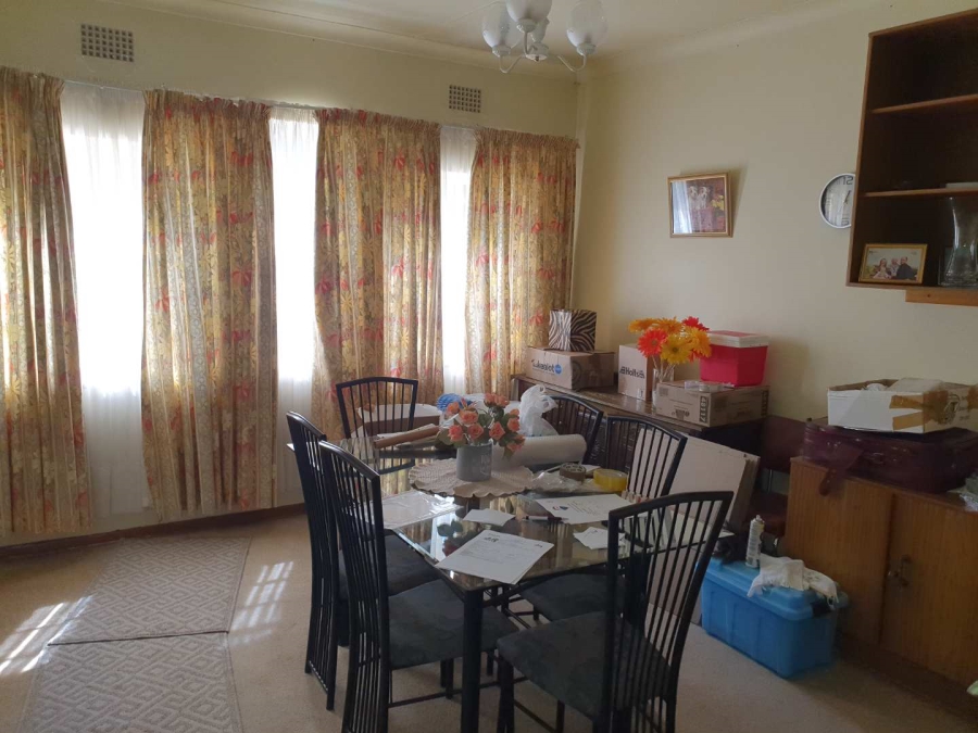 3 Bedroom Property for Sale in Linmeyer Gauteng