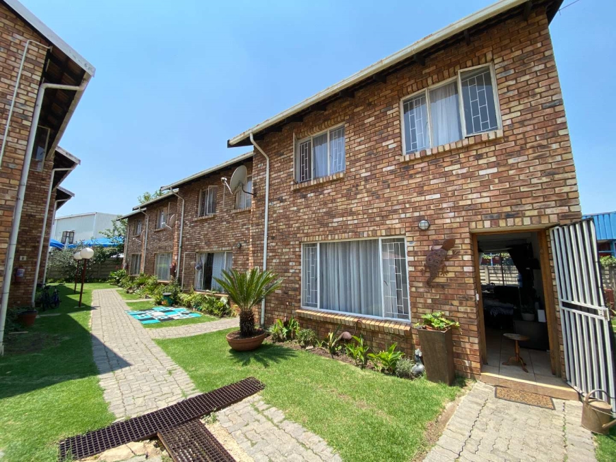 21 Bedroom Property for Sale in Verwoerdpark Gauteng