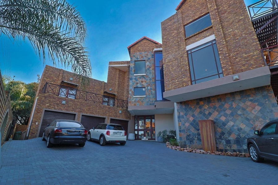 5 Bedroom Property for Sale in Meyersdal Gauteng