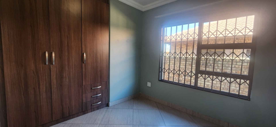 3 Bedroom Property for Sale in New Redruth Gauteng