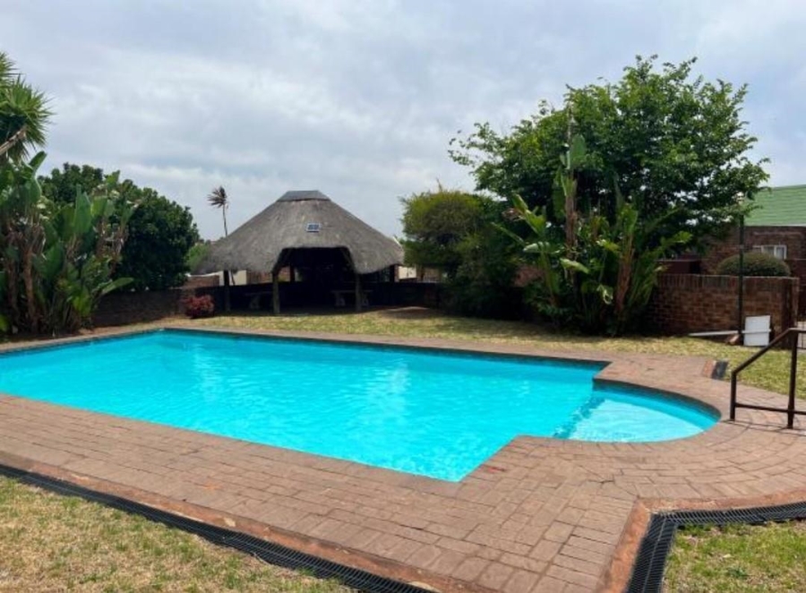 2 Bedroom Property for Sale in Oakdene Gauteng