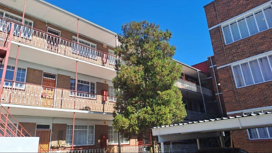 2 Bedroom Property for Sale in New Redruth Gauteng