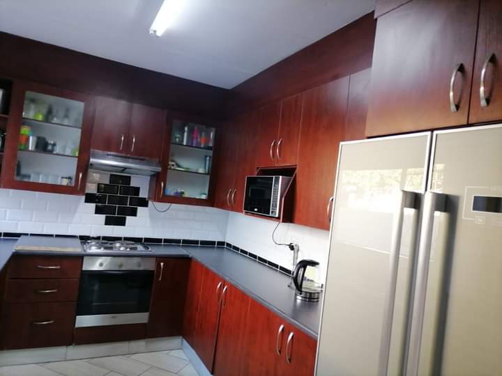 4 Bedroom Property for Sale in Tulisa Park Gauteng