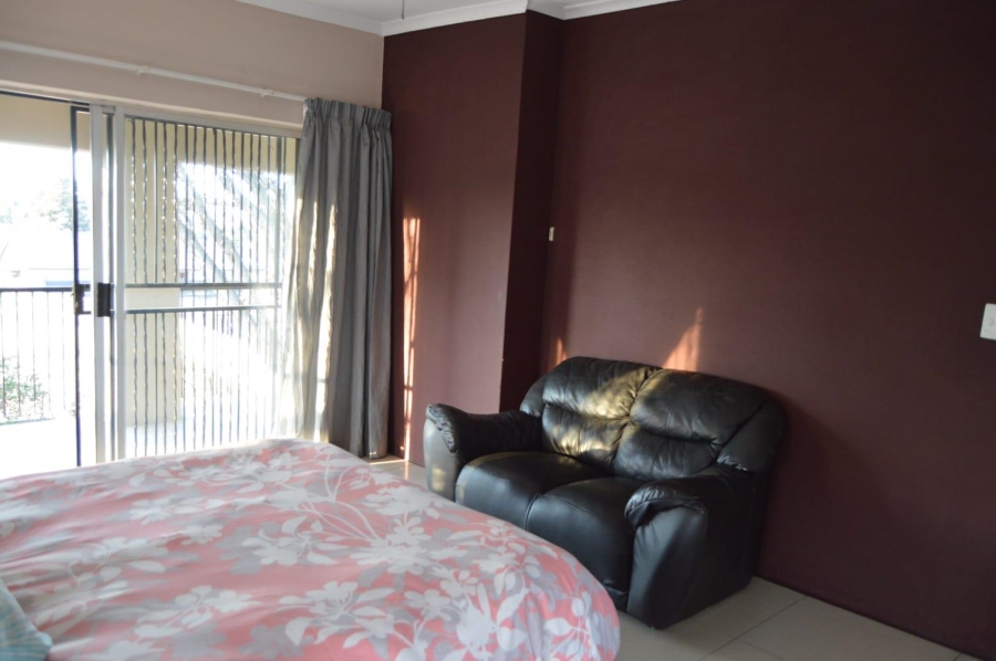 4 Bedroom Property for Sale in Tulisa Park Gauteng