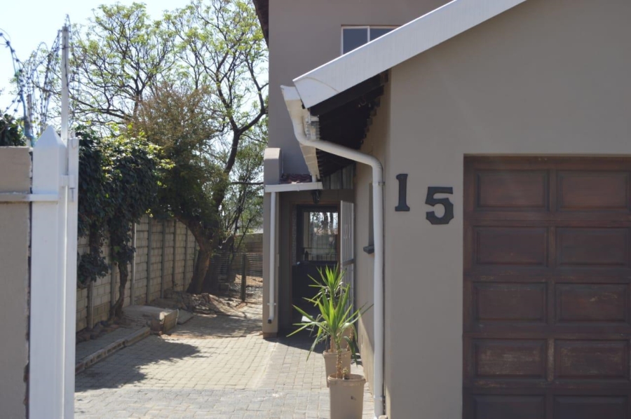 4 Bedroom Property for Sale in Tulisa Park Gauteng