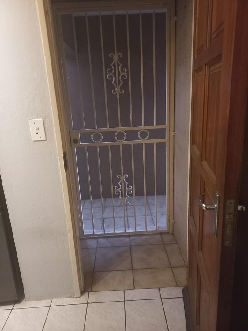 0 Bedroom Property for Sale in Linmeyer Gauteng