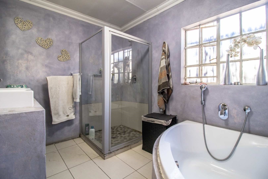 5 Bedroom Property for Sale in Randhart Gauteng