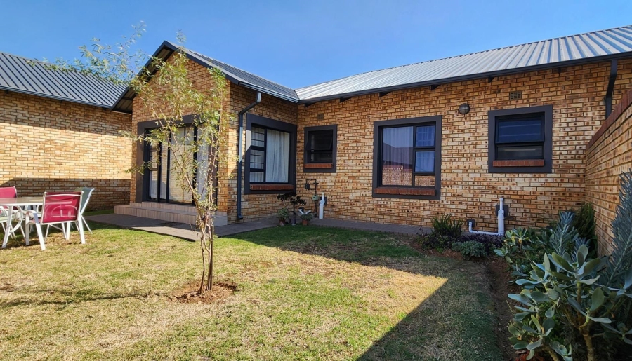 3 Bedroom Property for Sale in New Market Gauteng