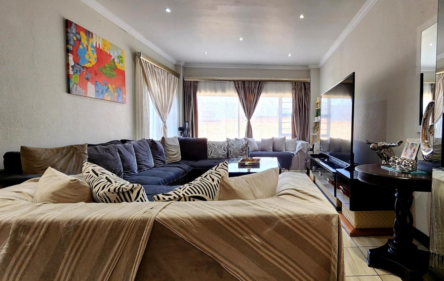 3 Bedroom Property for Sale in New Market Gauteng