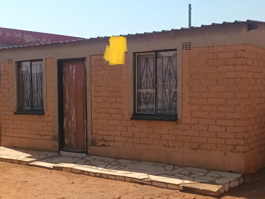 2 Bedroom Property for Sale in Moleleki Gauteng