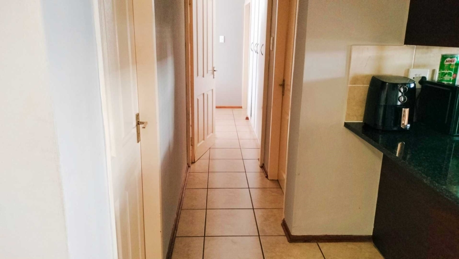 2 Bedroom Property for Sale in Akasia Gauteng