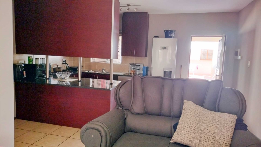 2 Bedroom Property for Sale in Akasia Gauteng