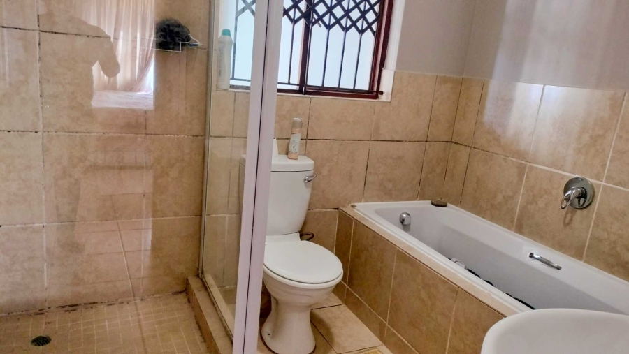 2 Bedroom Property for Sale in Akasia Gauteng