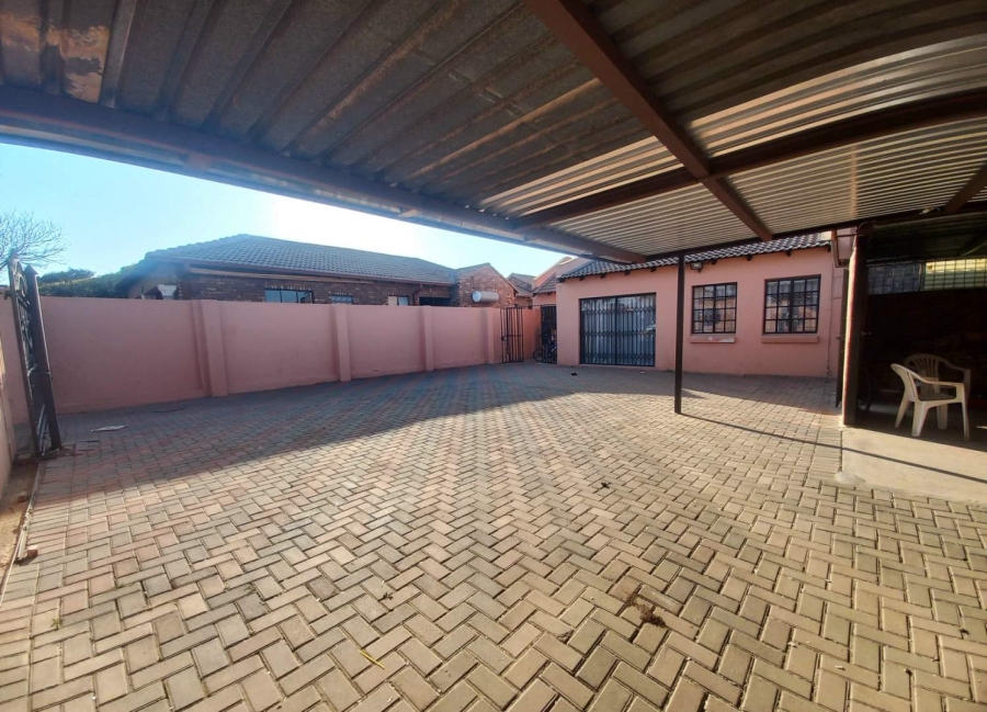 3 Bedroom Property for Sale in Elandspoort Gauteng