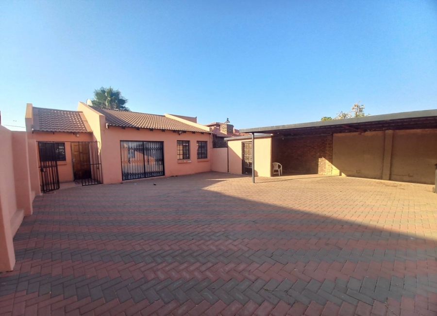 3 Bedroom Property for Sale in Elandspoort Gauteng