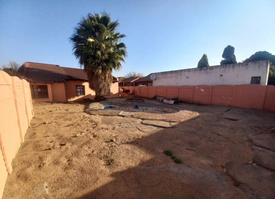 3 Bedroom Property for Sale in Elandspoort Gauteng