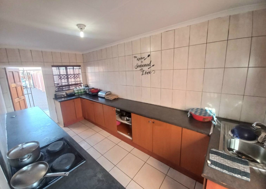 3 Bedroom Property for Sale in Elandspoort Gauteng