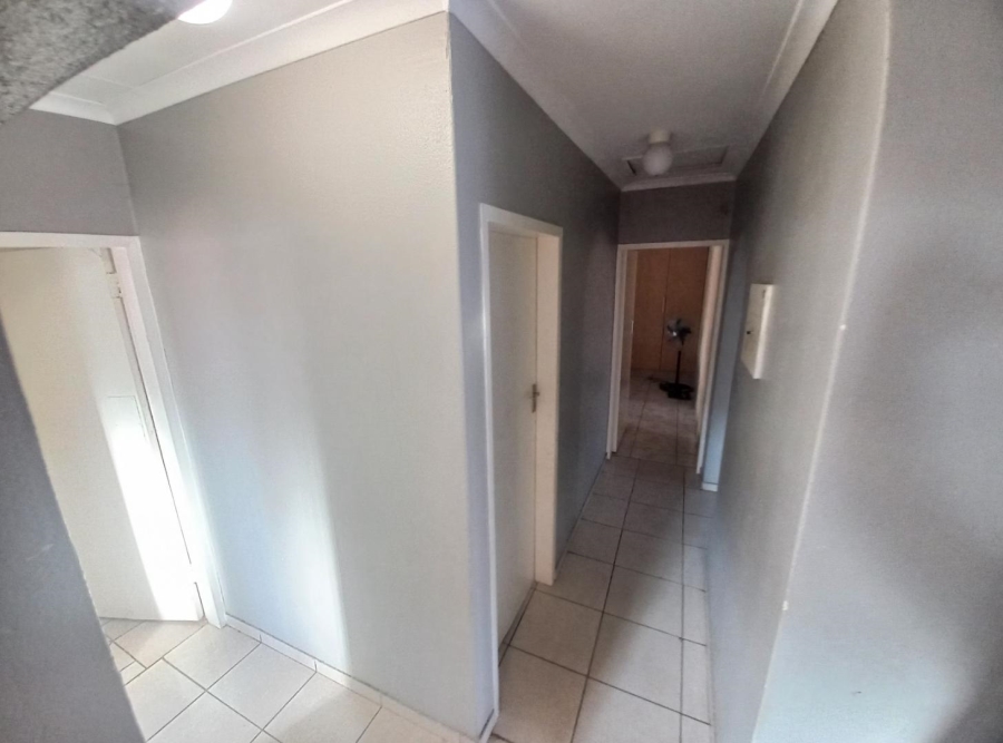 3 Bedroom Property for Sale in Elandspoort Gauteng