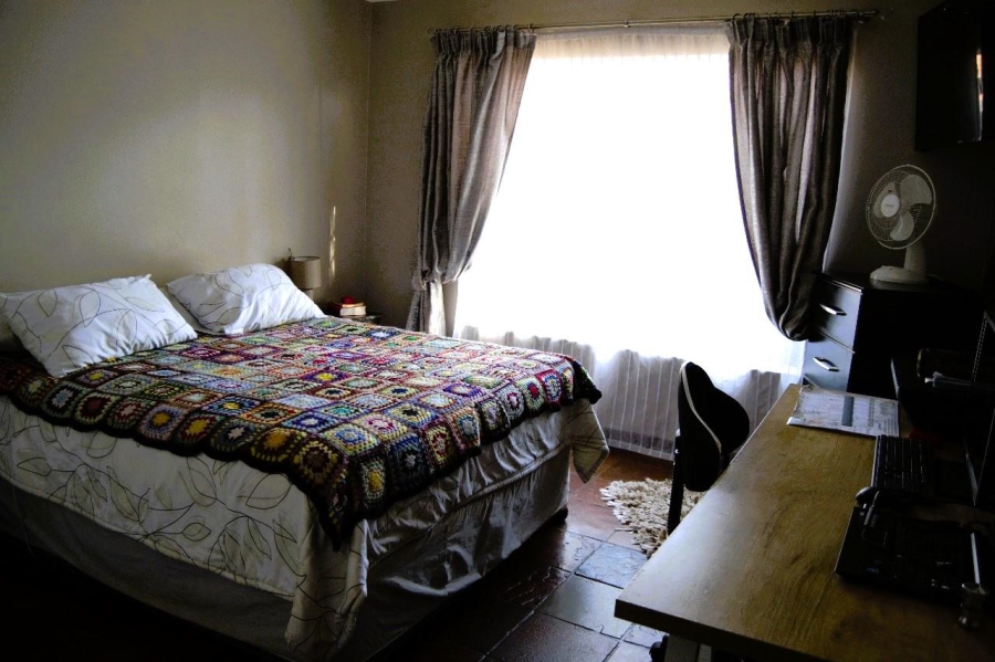 2 Bedroom Property for Sale in Bonaero Park Gauteng