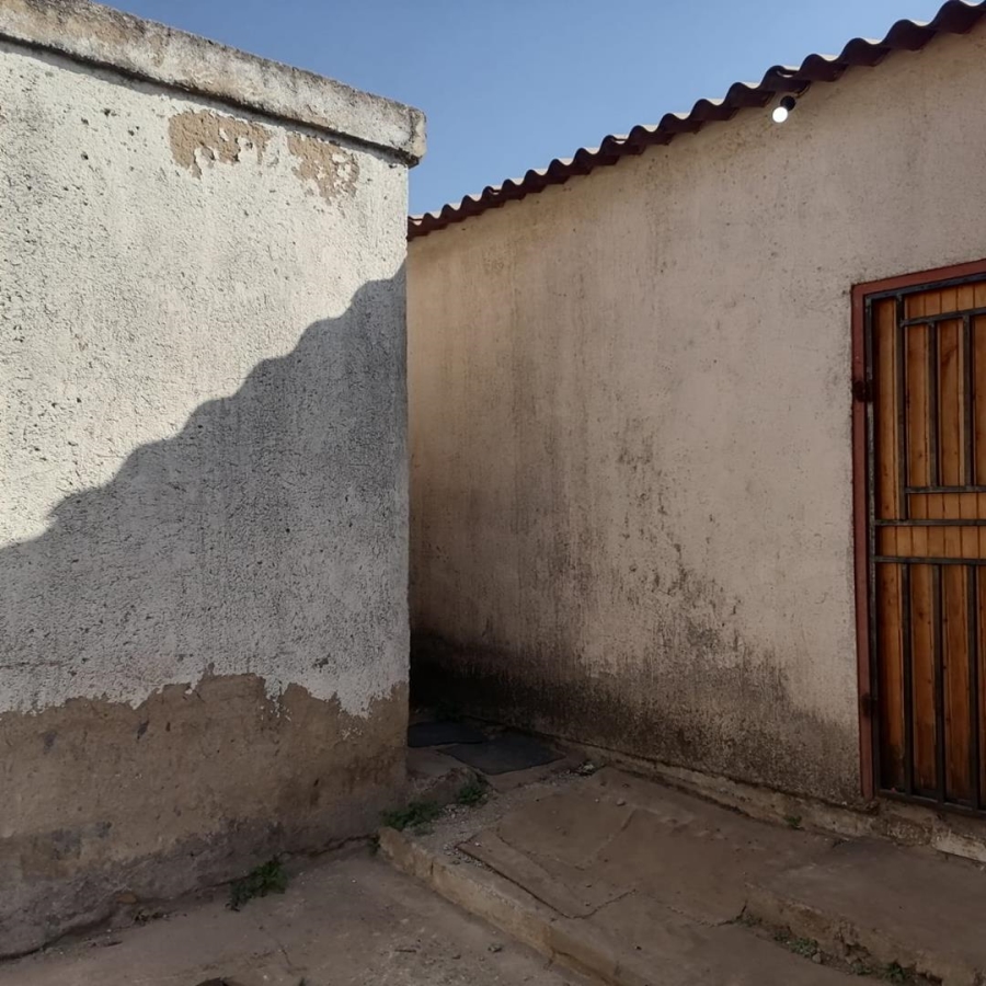 2 Bedroom Property for Sale in Kaalfontein Gauteng