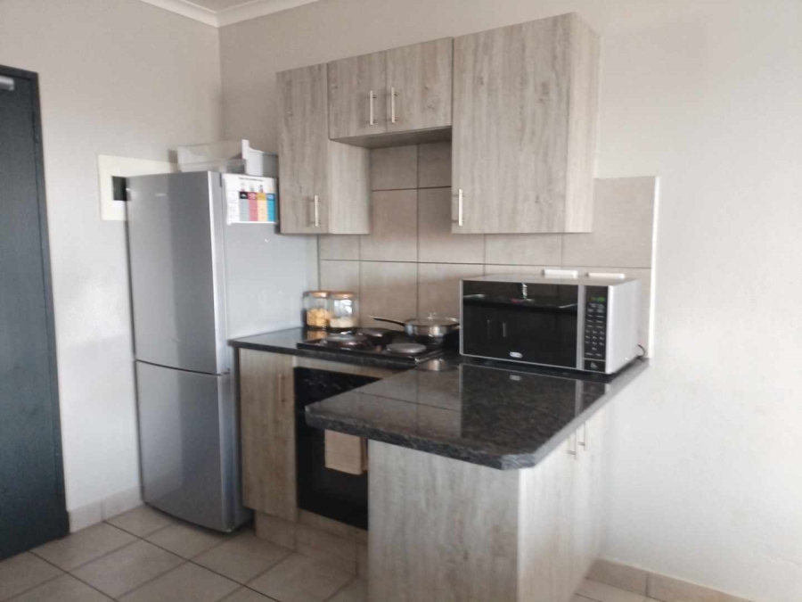 To Let 2 Bedroom Property for Rent in La Montagne Gauteng