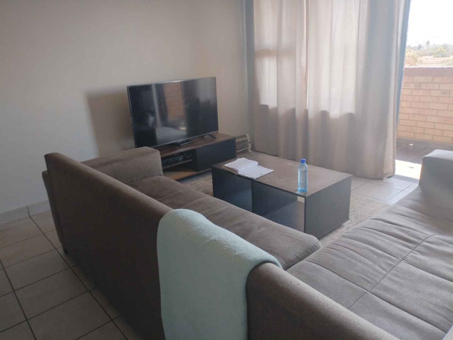 To Let 2 Bedroom Property for Rent in La Montagne Gauteng