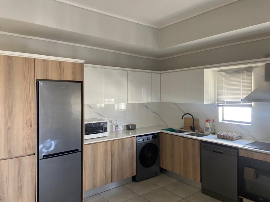 2 Bedroom Property for Sale in Waterfall Gauteng