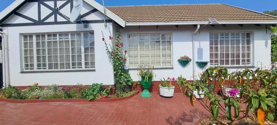 2 Bedroom Property for Sale in Northwold Gardens Gauteng