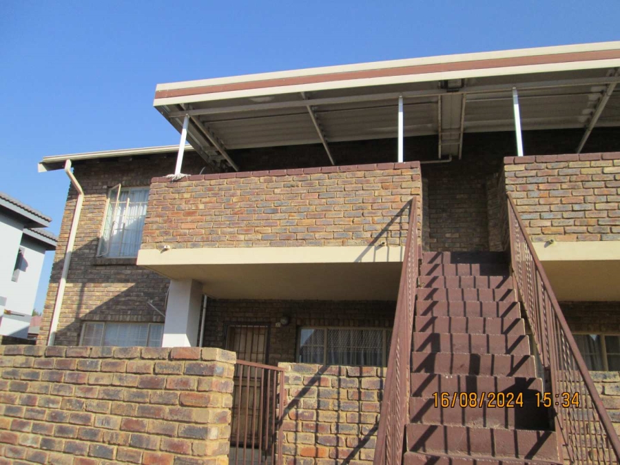 2 Bedroom Property for Sale in Proclamation Hill Gauteng