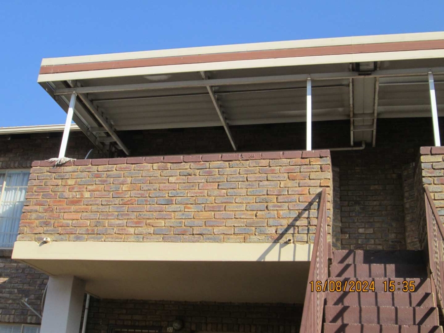 2 Bedroom Property for Sale in Proclamation Hill Gauteng