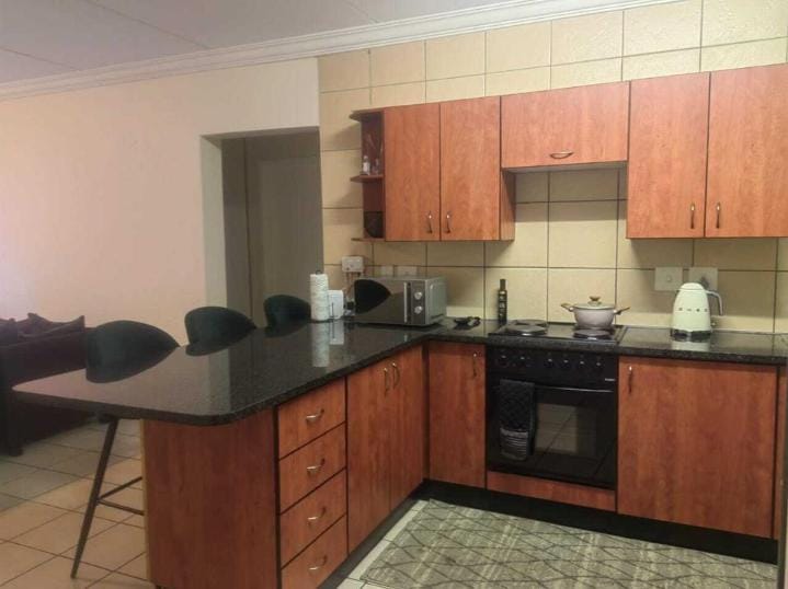 2 Bedroom Property for Sale in North Riding Gauteng