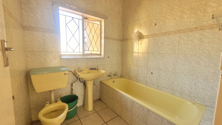 4 Bedroom Property for Sale in Leondale Gauteng