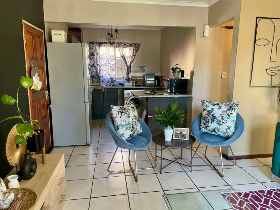 2 Bedroom Property for Sale in Weltevreden Park Gauteng