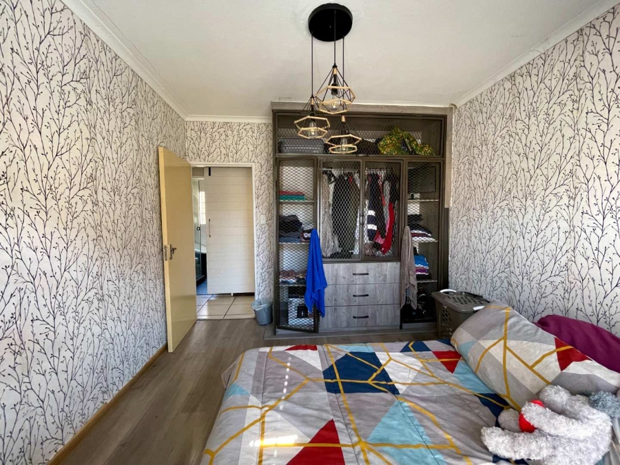 2 Bedroom Property for Sale in Weltevreden Park Gauteng