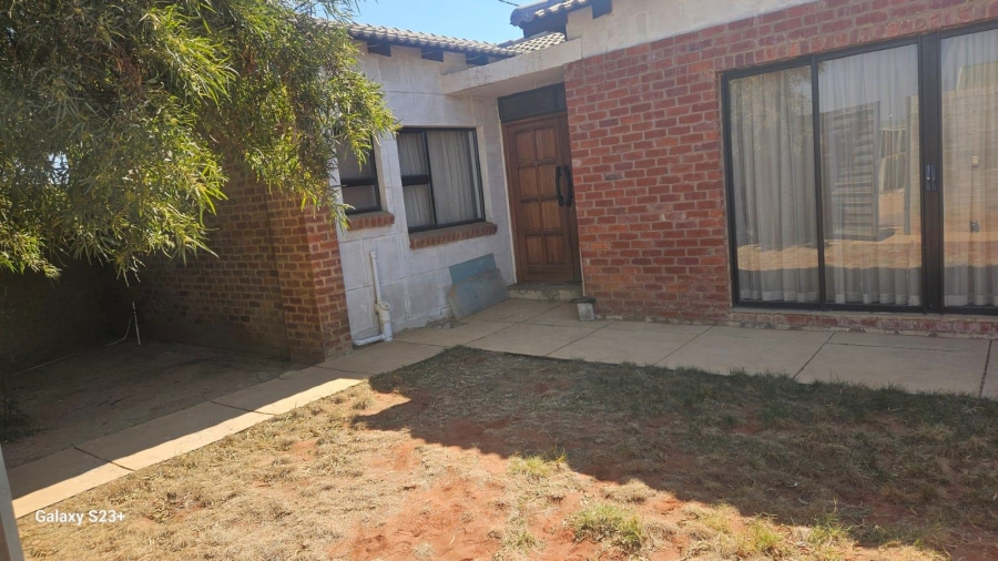 0 Bedroom Property for Sale in Nellmapius Gauteng