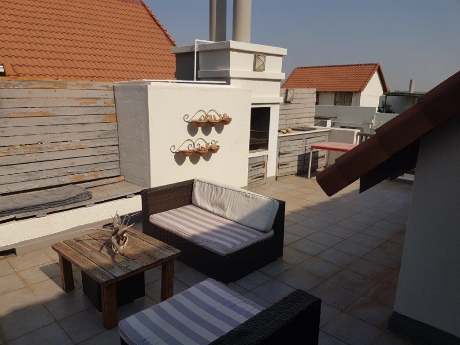 To Let 2 Bedroom Property for Rent in Blackheath Gauteng