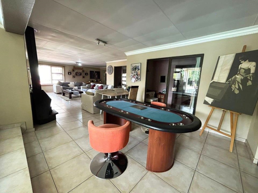 3 Bedroom Property for Sale in Brackenhurst Gauteng