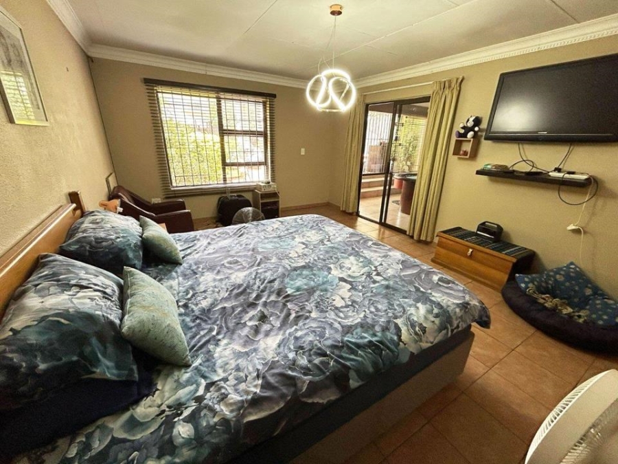 3 Bedroom Property for Sale in Brackenhurst Gauteng