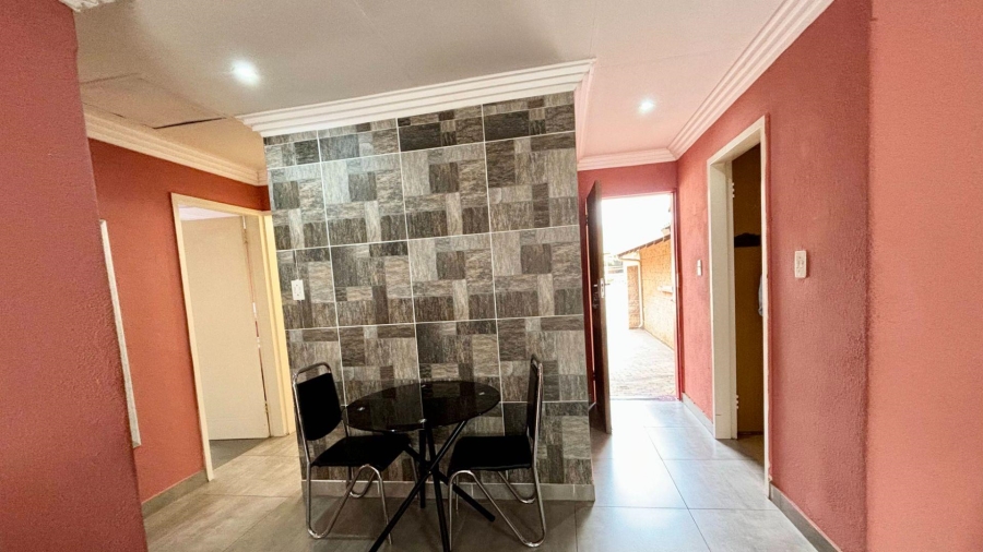 3 Bedroom Property for Sale in Lindhaven Gauteng